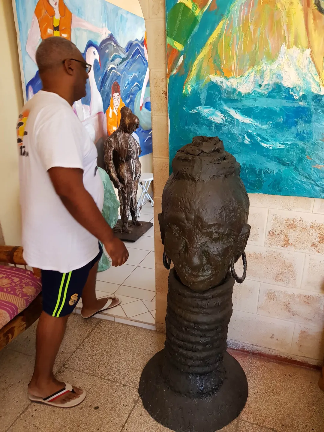 Víctor Alexis Puig en su taller de La Habana — vista 19